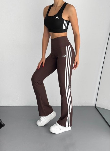 تايتس اديداس فلير خصر عالي باللون البني